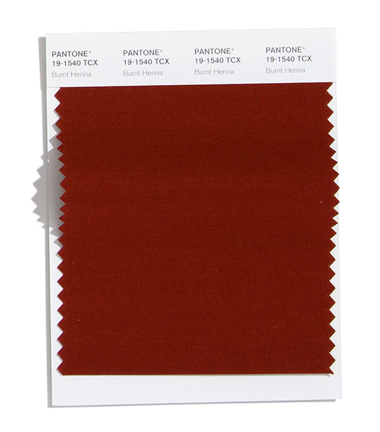 PANTONE 19-1540 Burnt Henna